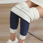 Legging femme doublé polaire, bleu marine, gros plan sur la doublure en polaire